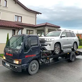 Автопарк евакуаторів у Львові